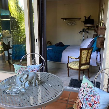 L'Hacienda Hotel Saint-Pierre-du-Mont  Екстериор снимка